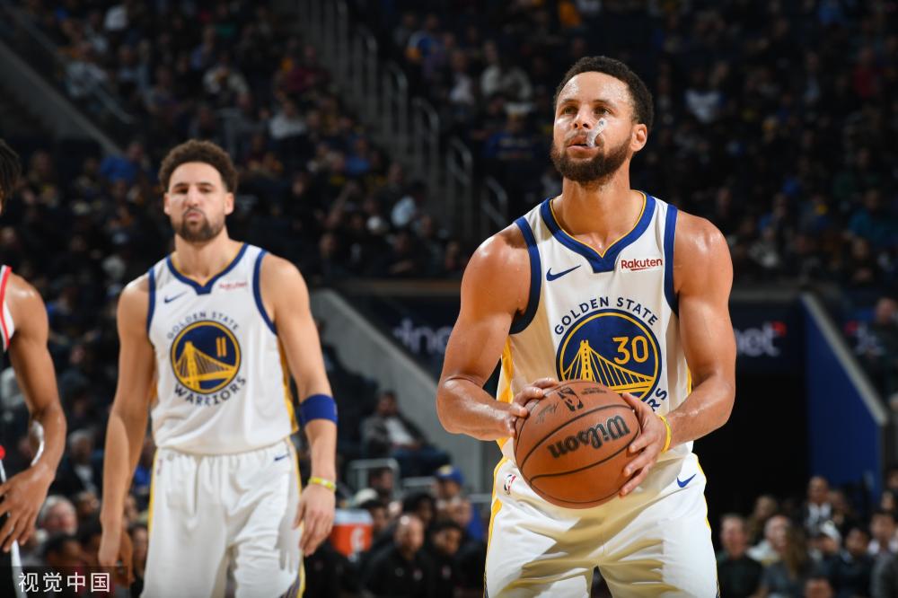 他们一直在 他们一直在