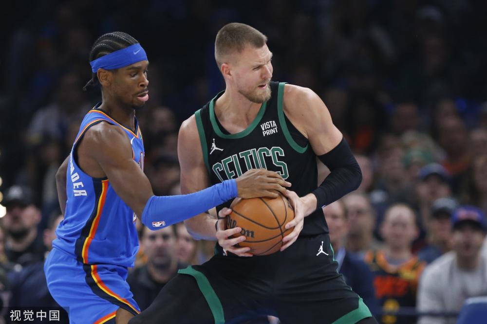 他在转身 他在转身